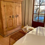 Lukaserhof 아파트 *