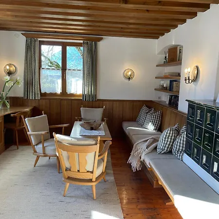 Lukaserhof Apartment