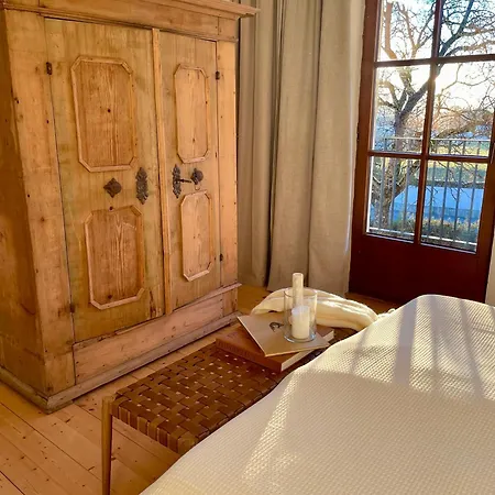 Lukaserhof Apartment *