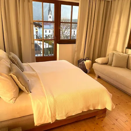 Lukaserhof Apartment *